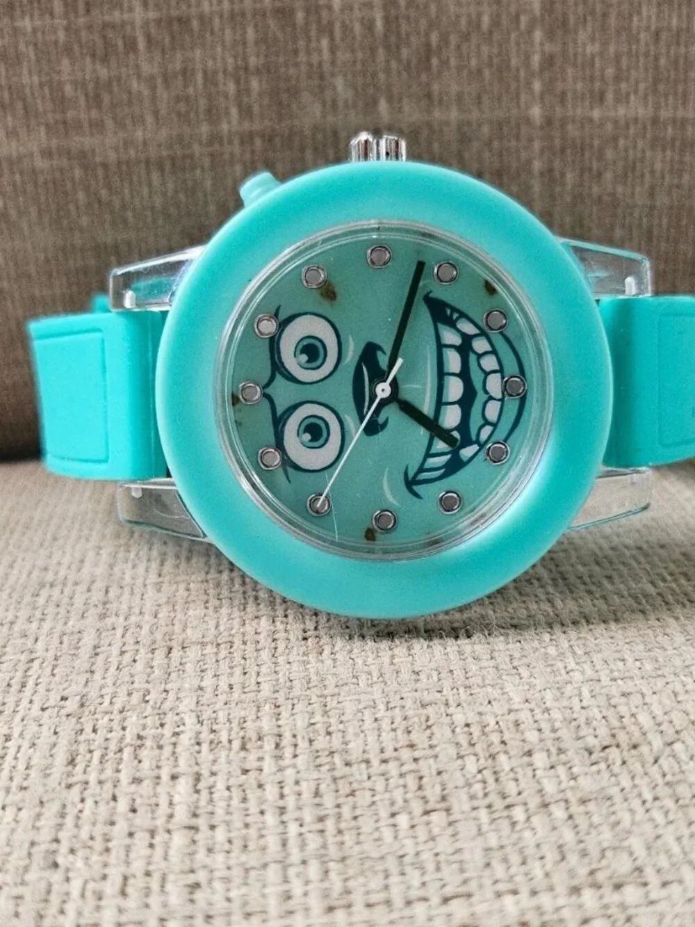 Share Funny Monster Face Wristwatch Ligh Up Quartz Analog Green Rubber Band Wris